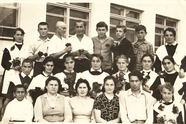 8a-1965-00016004B6B9-86A0-CA81-5522-B2C027321F24.jpg