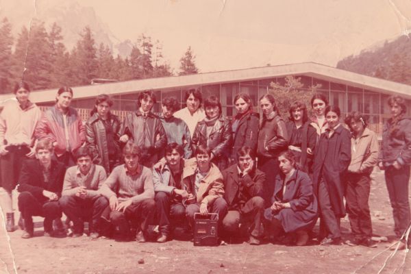 1983-6E7070EC1-A910-06A0-67CB-2D46941C06DF.jpg