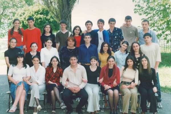 2003_2D574F876-FA33-BE3C-AB5C-7490298C512F.jpg